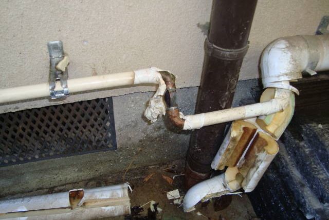 【水道管の水漏れ】凍結で破裂、水が出ない場合の対処方法【広島市】