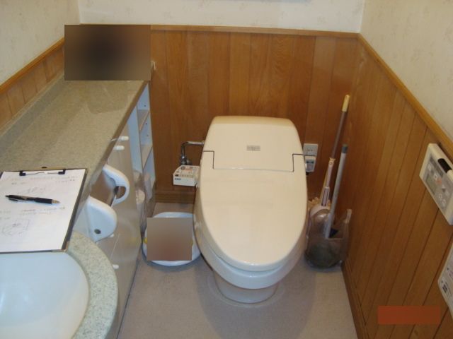 詰まった便器の取替え・パナソニックのアラウーノ：【トイレ詰まり修理方法】自分で直す、試したい8つの方法【広島市】