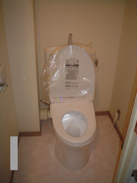 【トイレの水漏れ原因】水が止まらない時の止水の対処法【広島市東区】