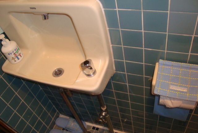 広島市東区｜「トイレのタンクから水漏れ」水が止まらない原因は？