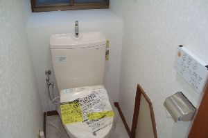 広島市｜トイレの床に水漏れ発生！原因と対策方法