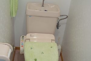 広島市｜トイレ(便器)と床の間の水漏れ