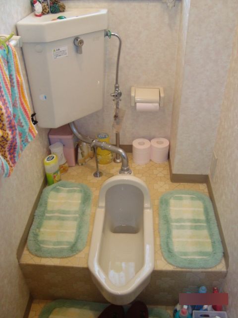 【広島市安芸区中野】トイレのつまり、和式便器のつまり修理方法