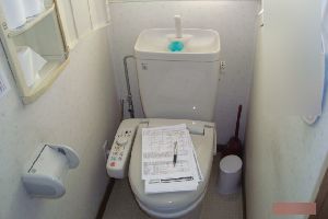 トイレの水漏れ タンク部品の劣化？修理方法は？