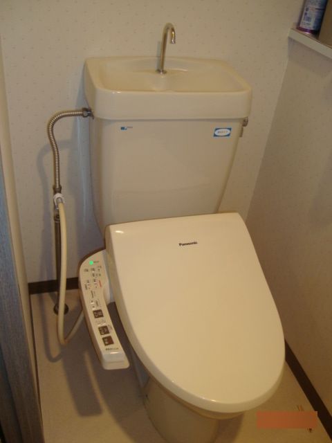 【広島市】トイレの水漏れ・タンクの水が止まらない修理方法は？