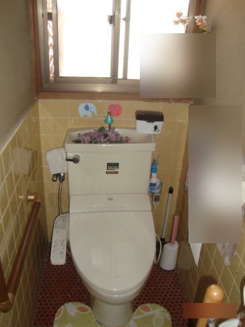 【広島市南区仁保】トイレのつまり、流れにくい原因と修理方法は？