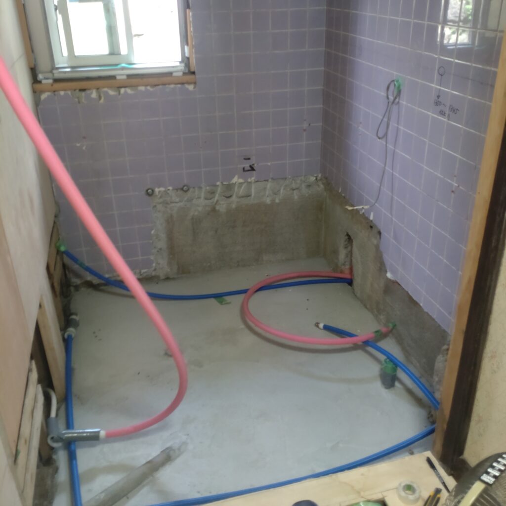 広島市東区温品｜浴室・お風呂の「蛇口の水漏れ」・土間コンクリート工事