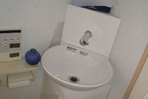 トイレの手洗い器の蛇口水漏れ修理